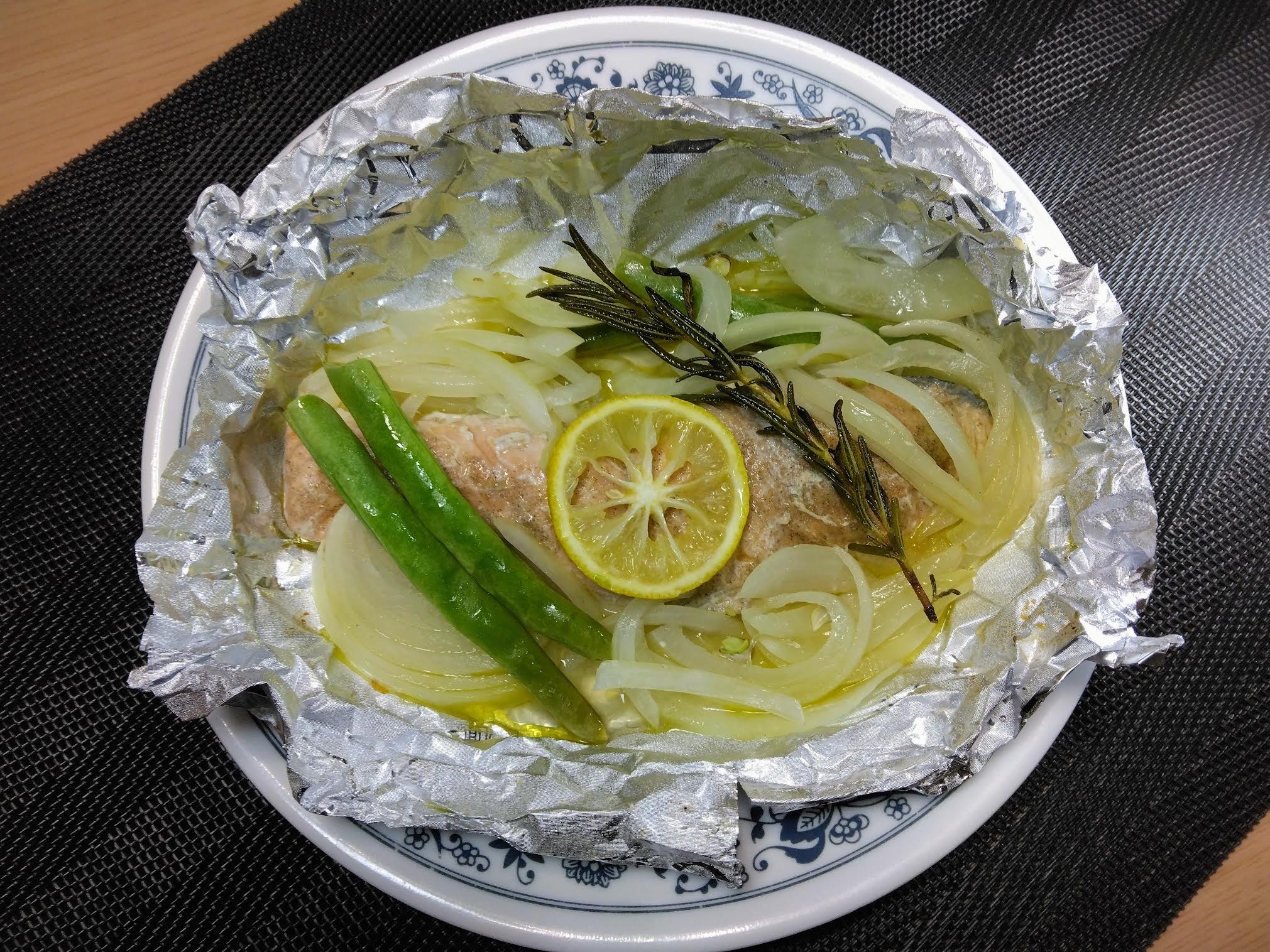 ☆～ ローズマリー香る ～ サケのホイル焼き☆