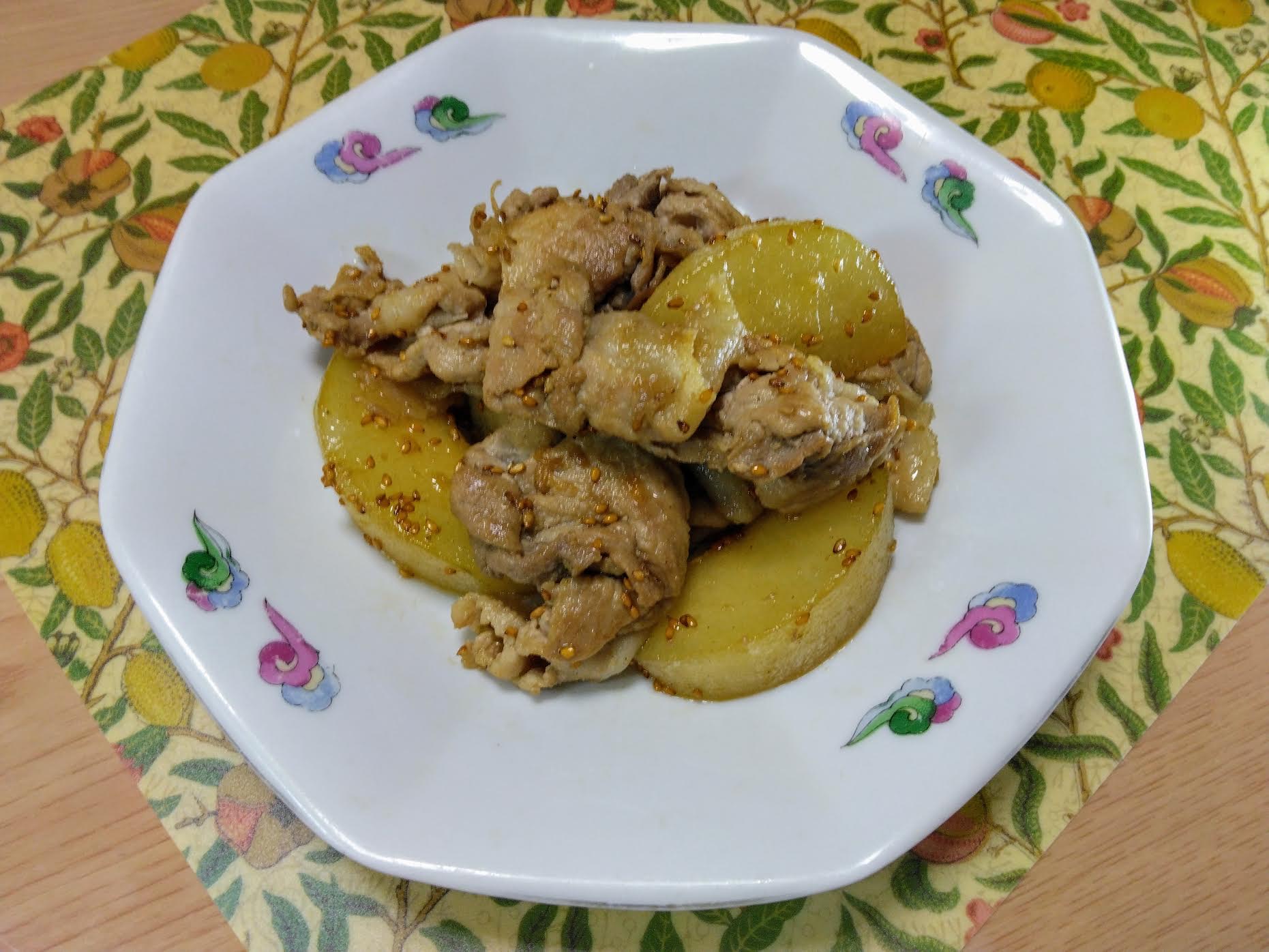 梨と豚肉の甘辛炒め